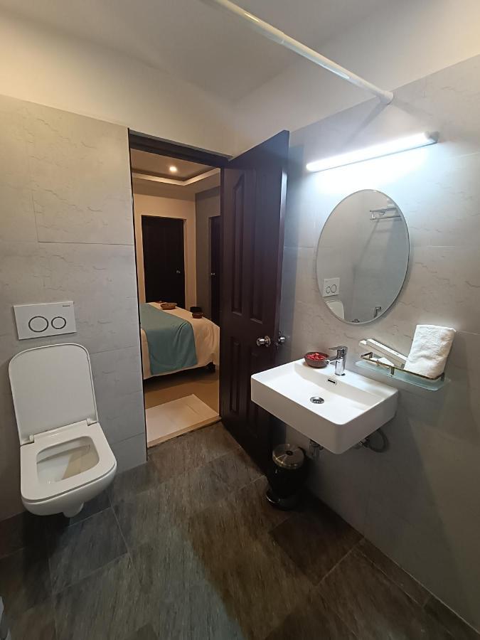 Hotel Brick Castle Chennai Exterior foto