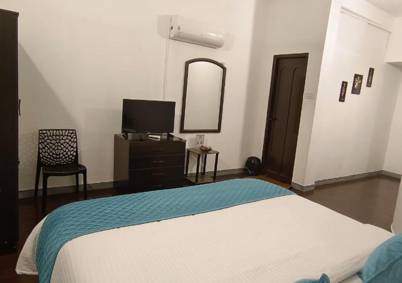Hotel Brick Castle Chennai Exterior foto